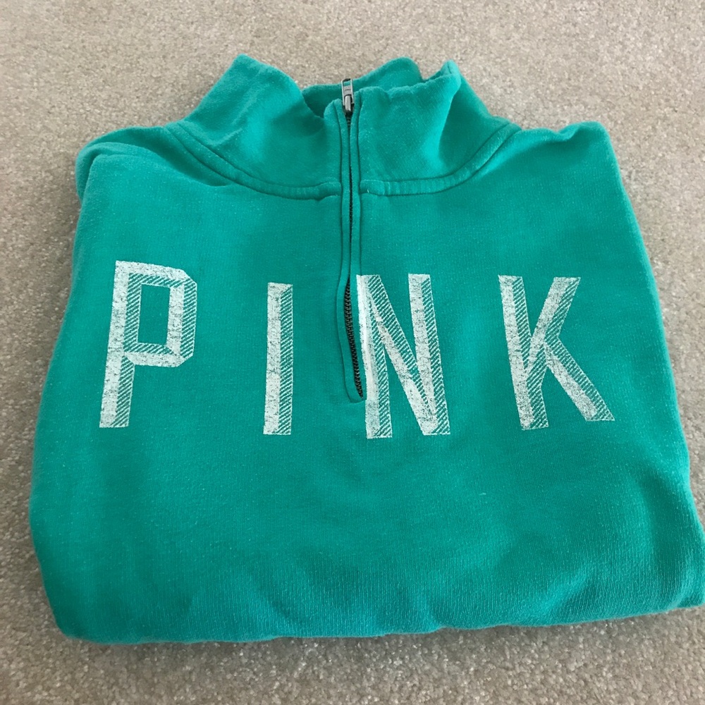 VS PINK pullover
